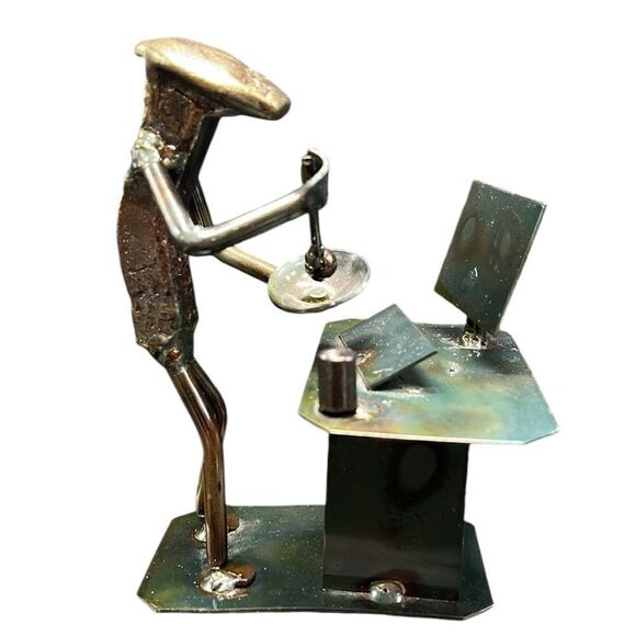 Roland Metal Art Railroad Spike Sculpture Cooking Show Influencer Career - Picture 7 of 10